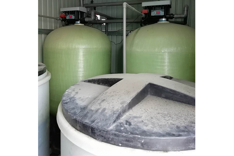 一套礦泉水設(shè)備多少錢